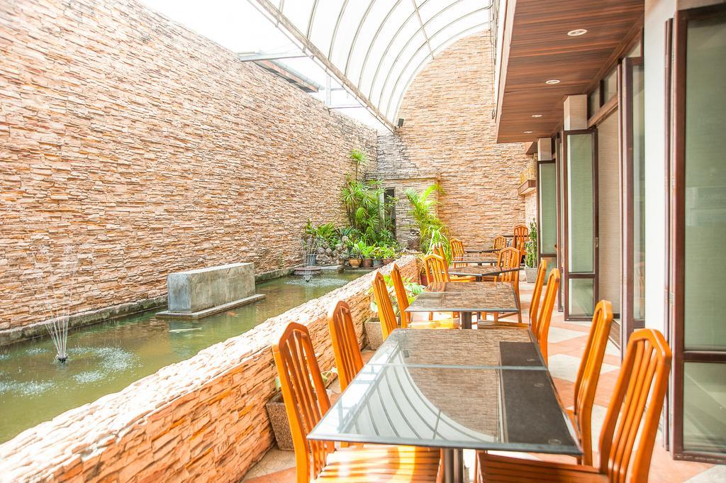 Crystal Inn Phuket Kültér fotó