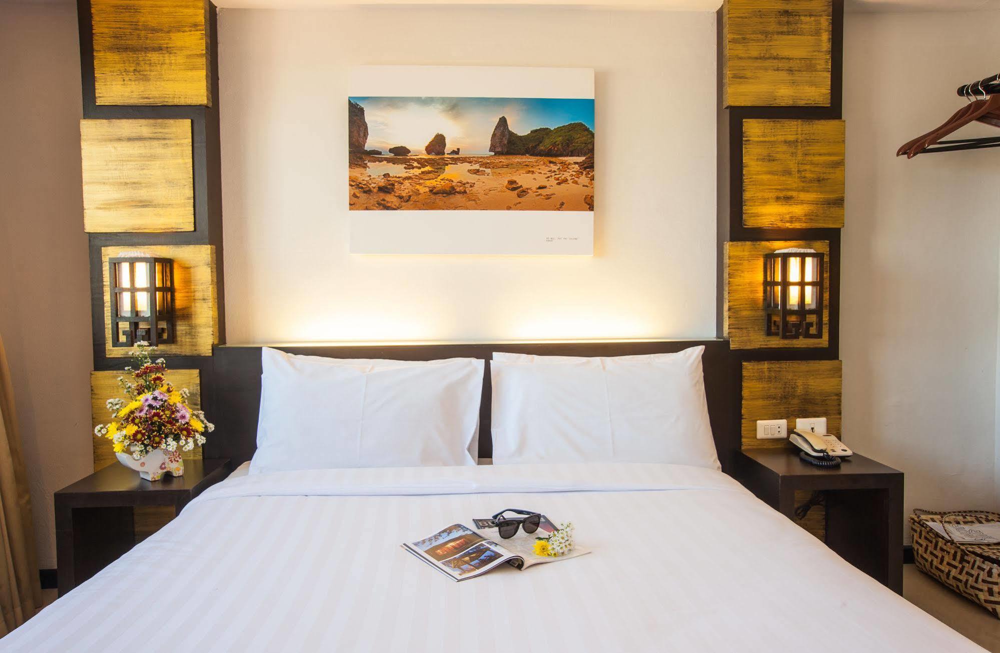 Crystal Inn Phuket Kültér fotó